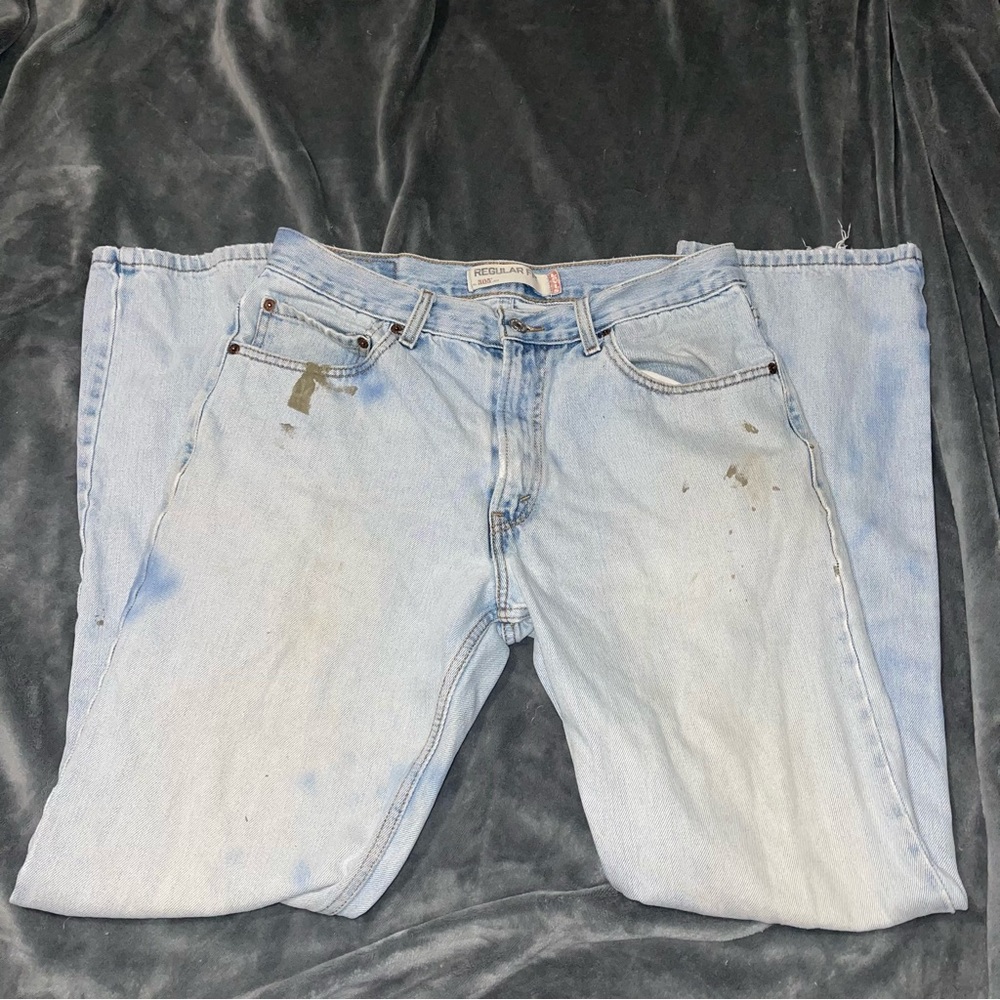 Levi’s 505 distressed jean